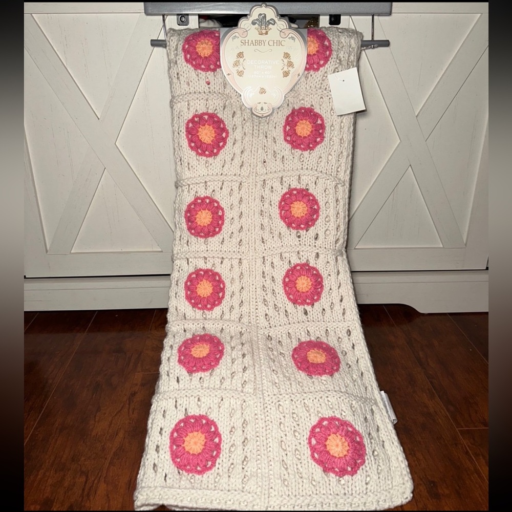 Shabby Chic Crochet Pink Daisy Throw Blanket